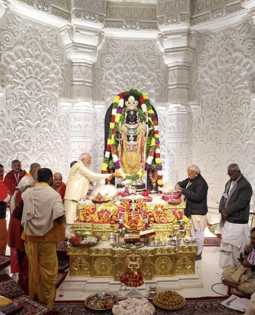 अयोध्या आये रामलला, देशभर में ख़ुशियों का माहोल