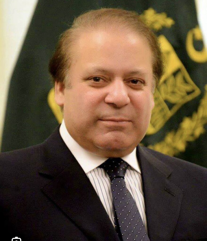 पाकिस्तान नवाज़शरीफ़ पीएम की रेस में सबसे आगे