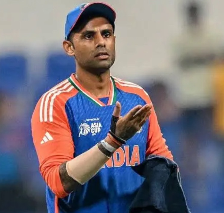 सूर्यकुमार यादव के पास बड़ा मौका: 2 छक्के लगाते ही बनाएंगे खास रिकॉर्ड, बुमराह भी कर सकते हैं कमाल