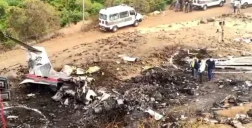 बारामती विमान हादसा: ब्लैक बॉक्स बरामद, DGCA ने बताए दुर्घटना से पहले के आख़िरी पल