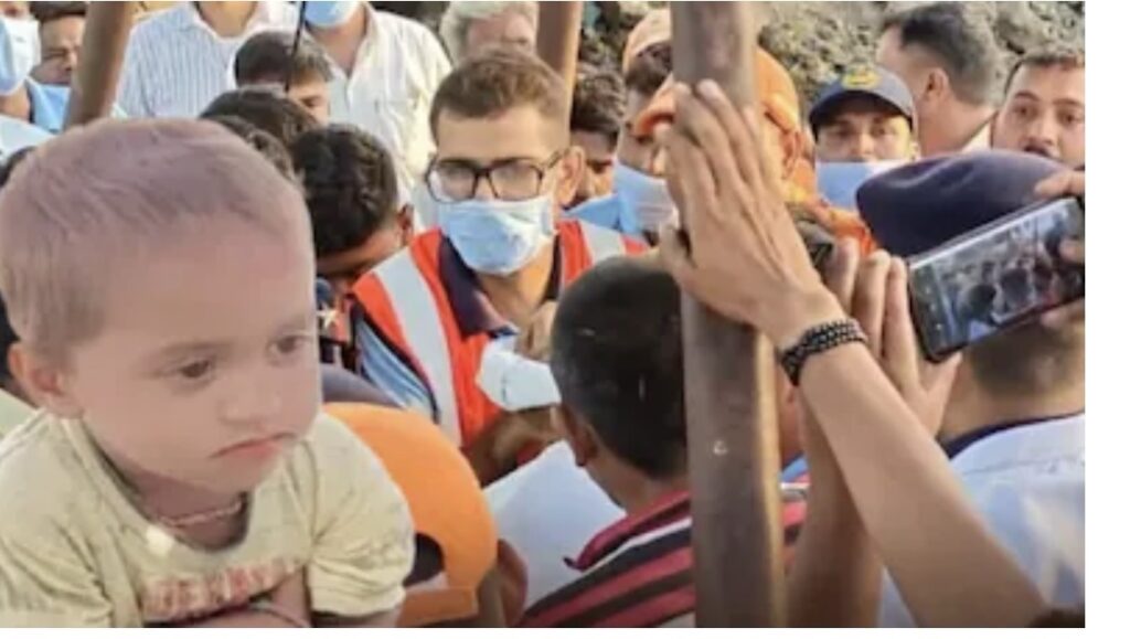 उज्जैन बोरवेल हादसा: 23 घंटे की जंग हार गया पाली का 3 साल का भागीरथ, मासूम की मौत