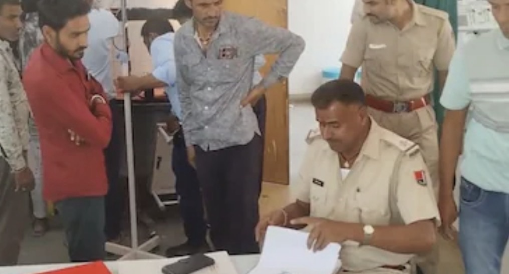 चित्तौड़गढ़ में मामूली विवाद बना खूनी संघर्ष, खंभा टूटने पर दो सगे भाइयों के परिवारों में कुल्हाड़ी-लाठी चली